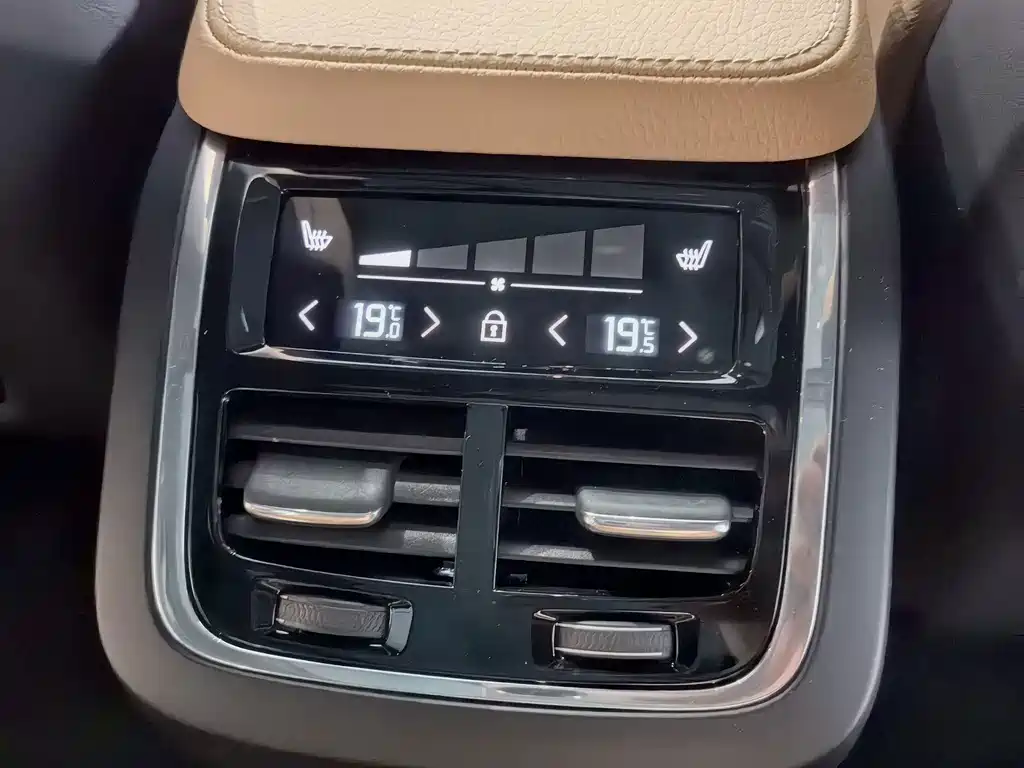Volvo V90 — миниатюра 17