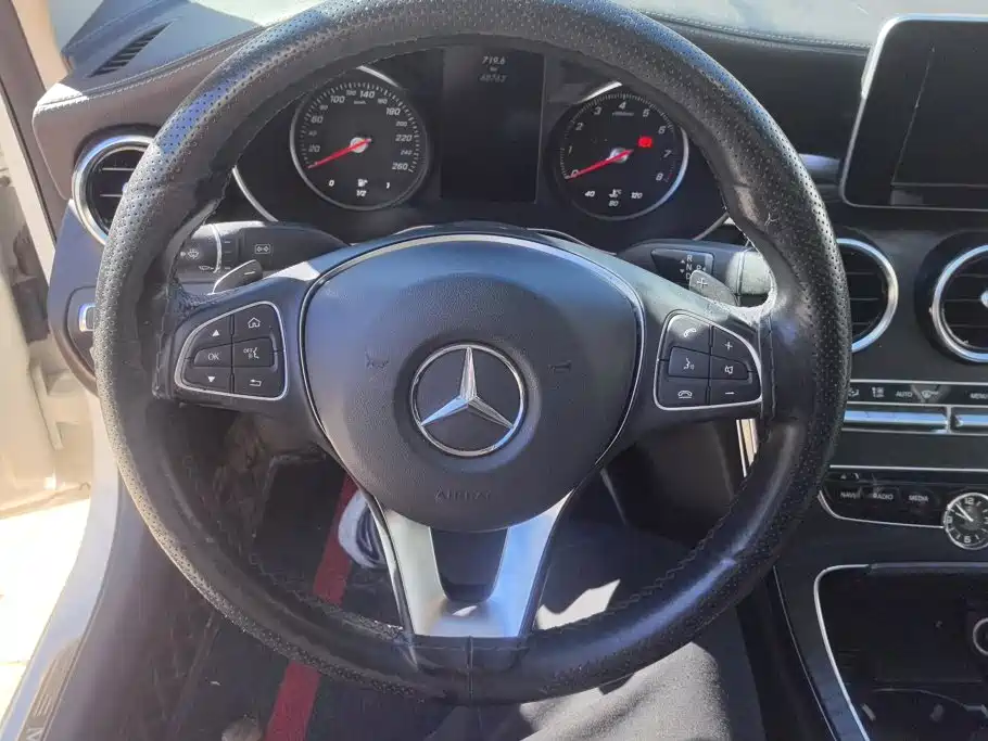 Mercedes-Benz C-Class — миниатюра 15