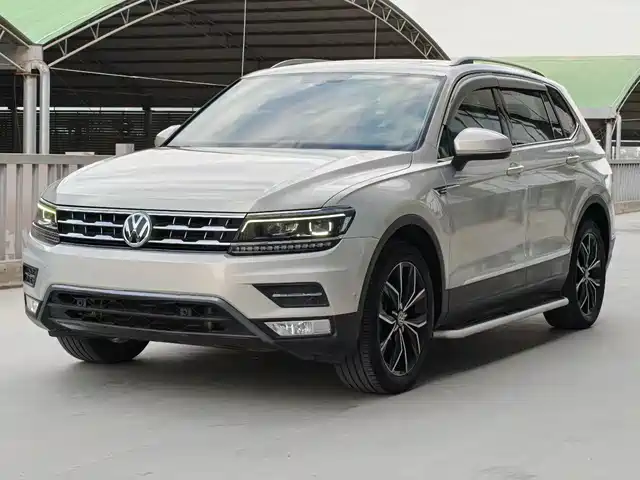 VOLKSWAGEN TIGUAN L 2019