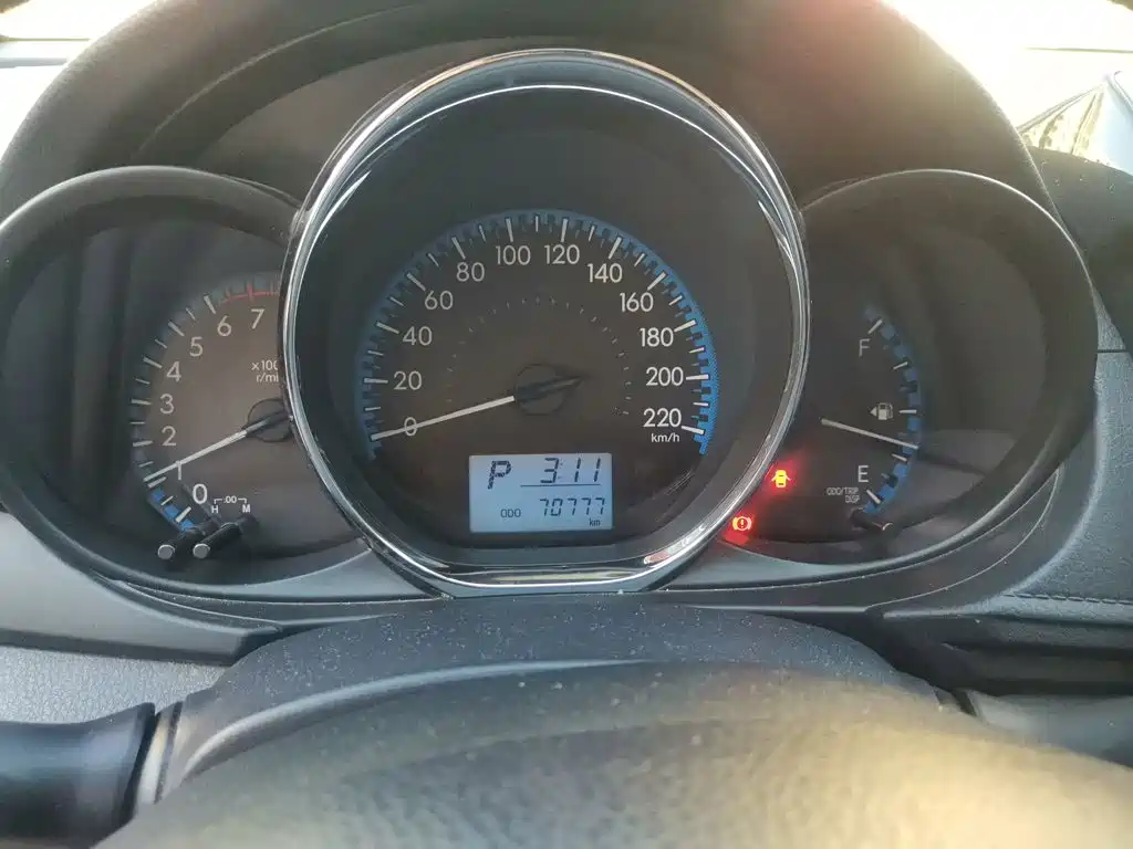 Toyota Vios FS — миниатюра 13