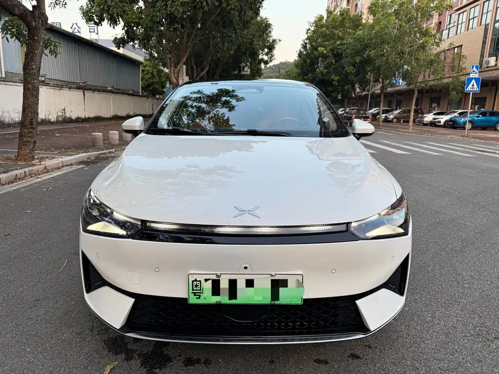 XPeng P5 — миниатюра 2