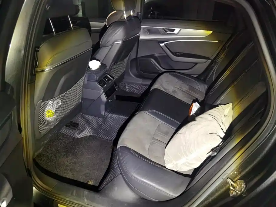 Audi A6L — миниатюра 11