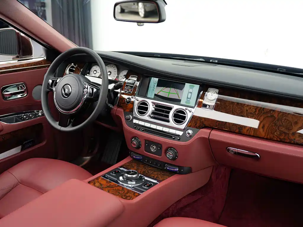 Rolls-Royce Ghost — миниатюра 20