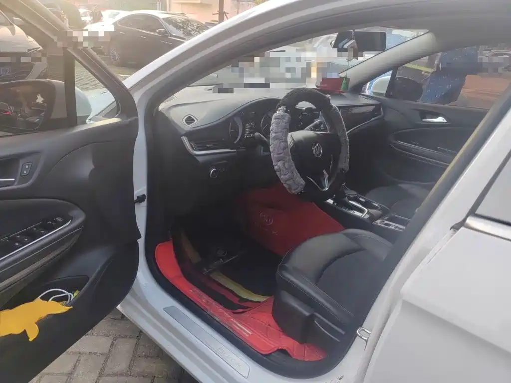 Buick Verano — миниатюра 17