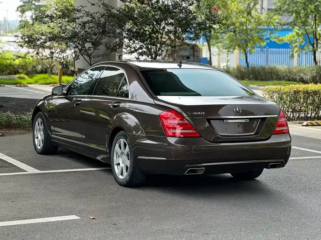 Mercedes-Benz S-Class — миниатюра 6