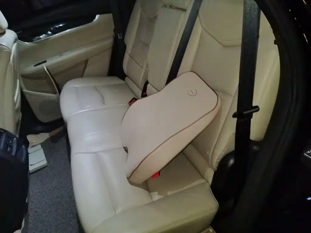 Cadillac XT5 — миниатюра 18