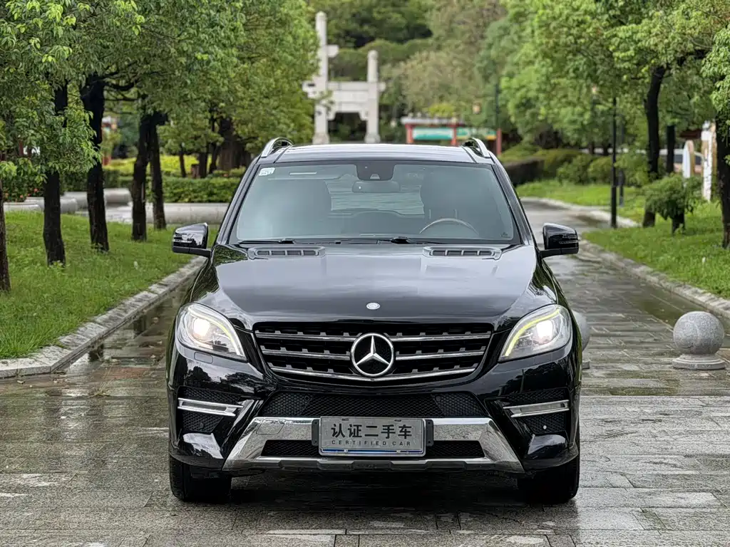 Mercedes-Benz M-Class — миниатюра 2