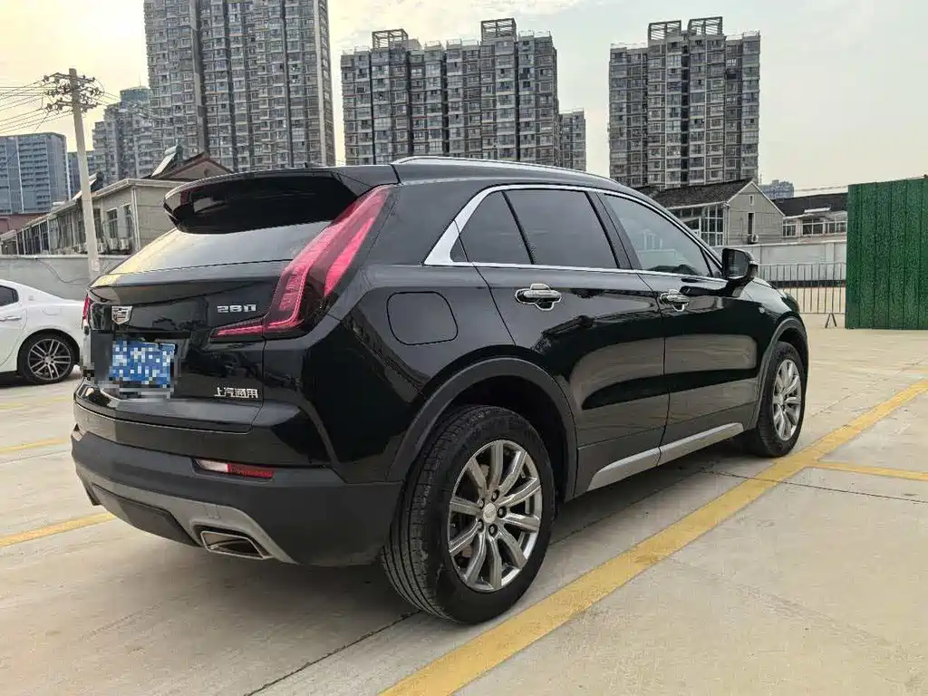 Cadillac XT4 2018 28T Lead