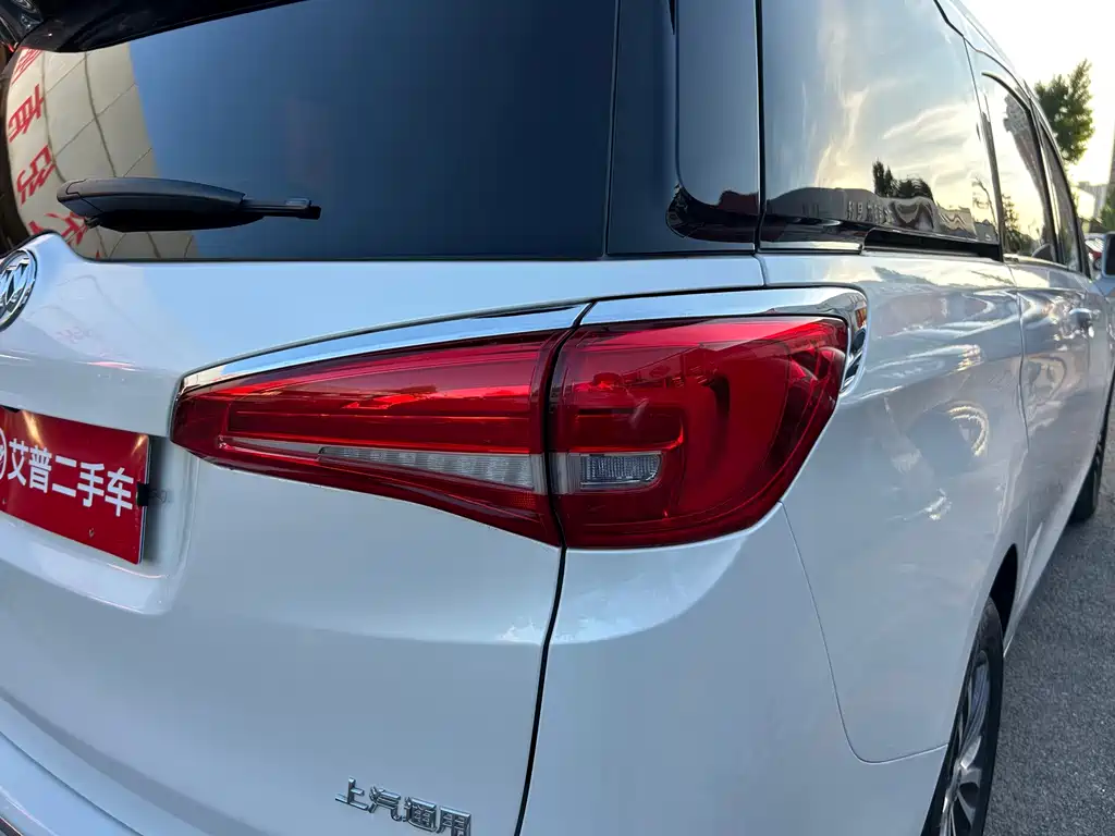 Buick GL8 2017 ES 28T Luxury V