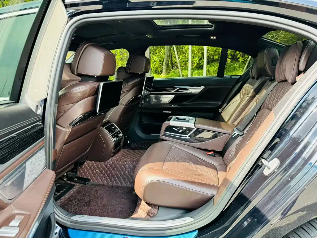 BMW 7 Series 7 2016 730Li Luxury
