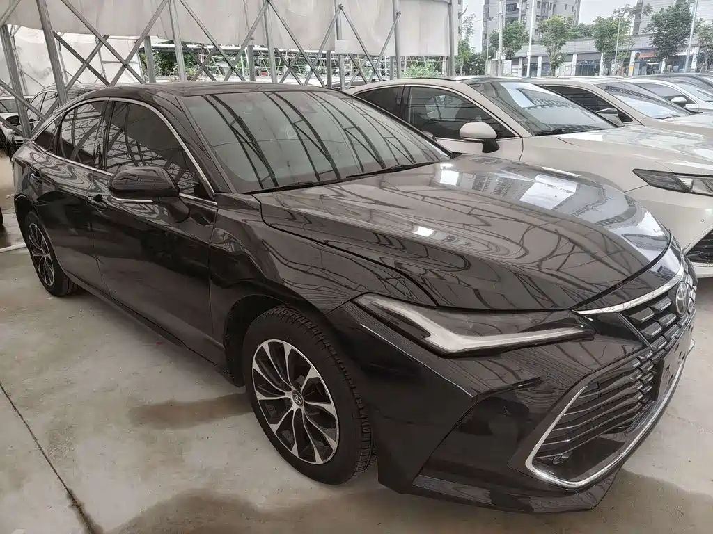 Toyota Avalon — миниатюра 3