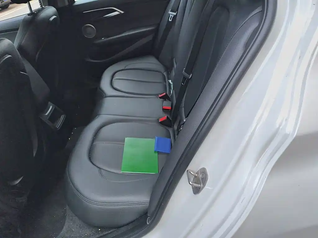 BMW 1 Series — миниатюра 13