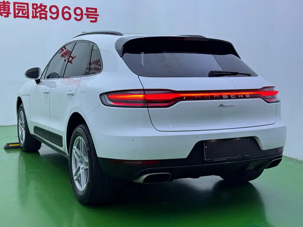 Porsche Macan — миниатюра 30