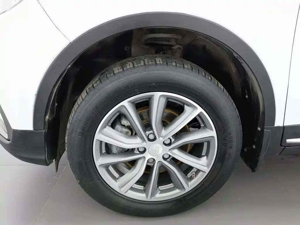 Geely Boyue — миниатюра 17