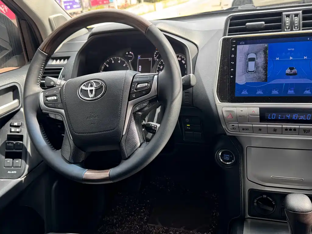 Toyota Prado - фото 6