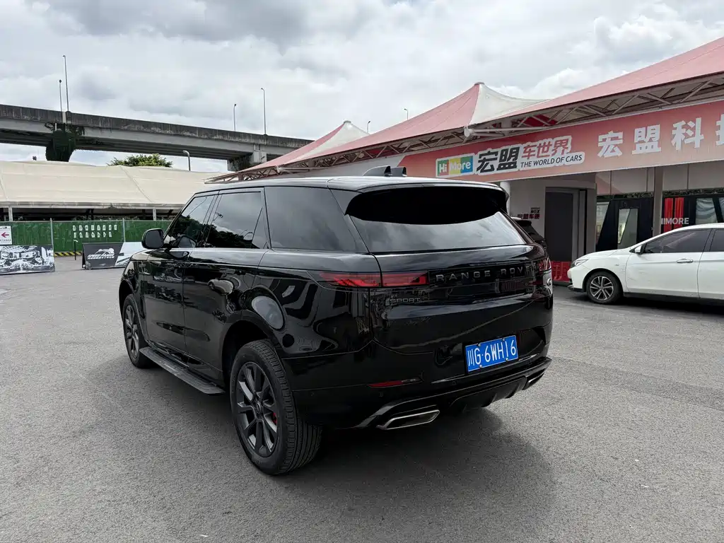Land Rover Range Rover Sport 2024 400PS Dynamic SE