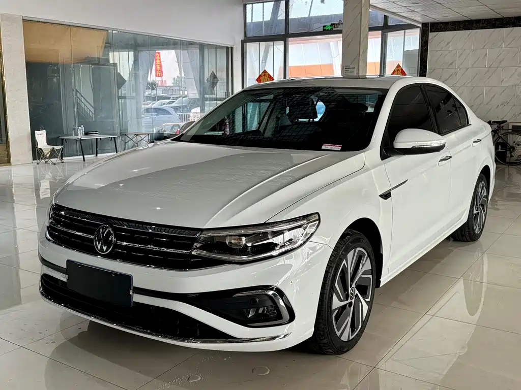 Volkswagen Bora 2023