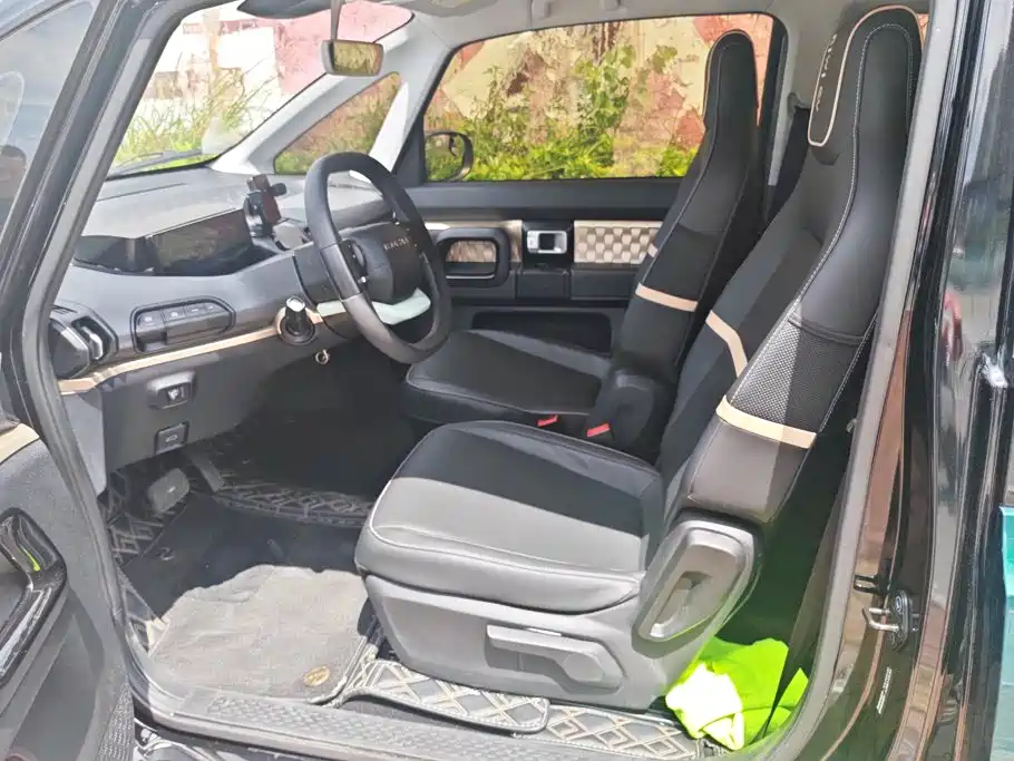 Baojun KiWi EV — миниатюра 9