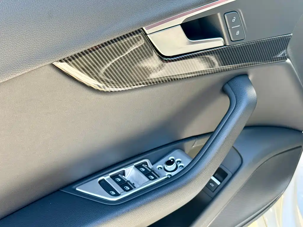 Audi A4L — фотографии объявления, Фото 11