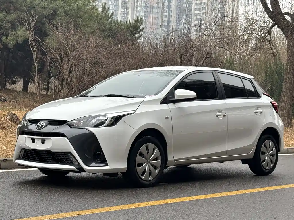 TOYOTA YARIS L ZHIXUAN