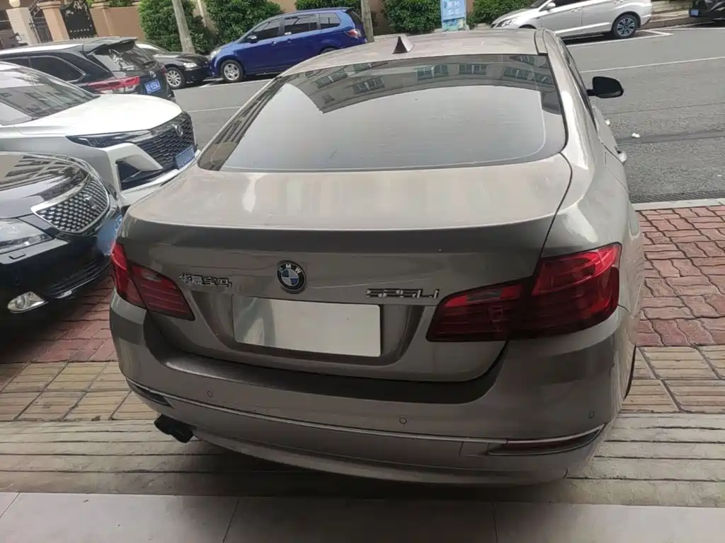 BMW 5 Series 5 2014 525Li Luxury