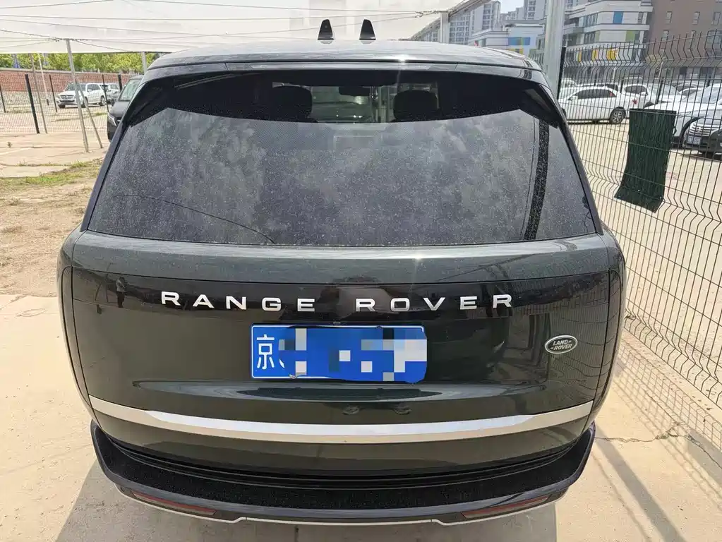 Land Rover Range Rover 2023 3.0 L6 400PS Long Wheelbase