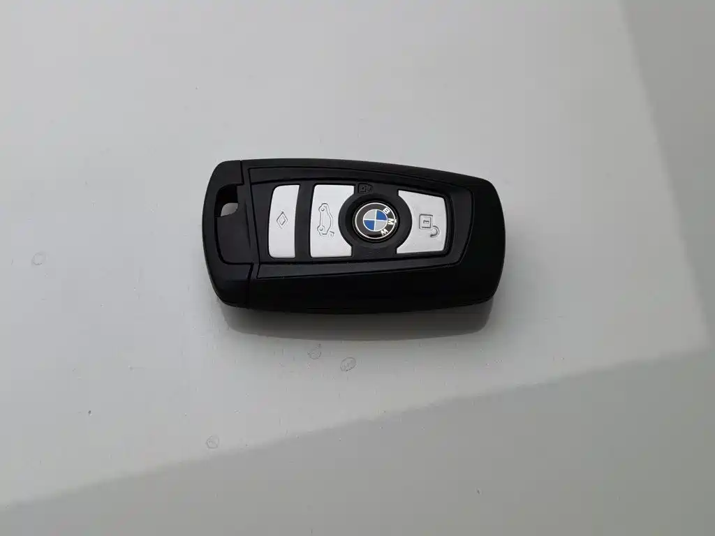BMW 5 Series — миниатюра 19
