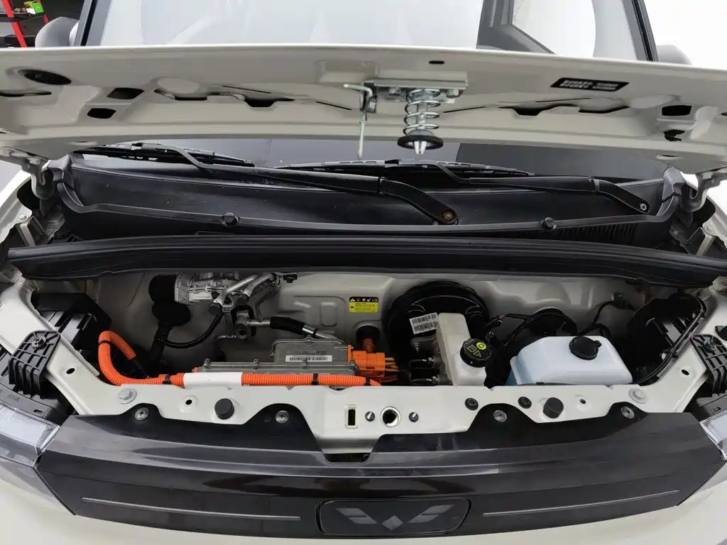 Wuling MINIEV — миниатюра 6
