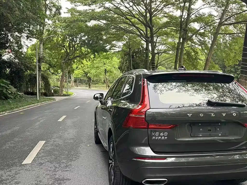 Volvo XC60 2020 T5 Luxury