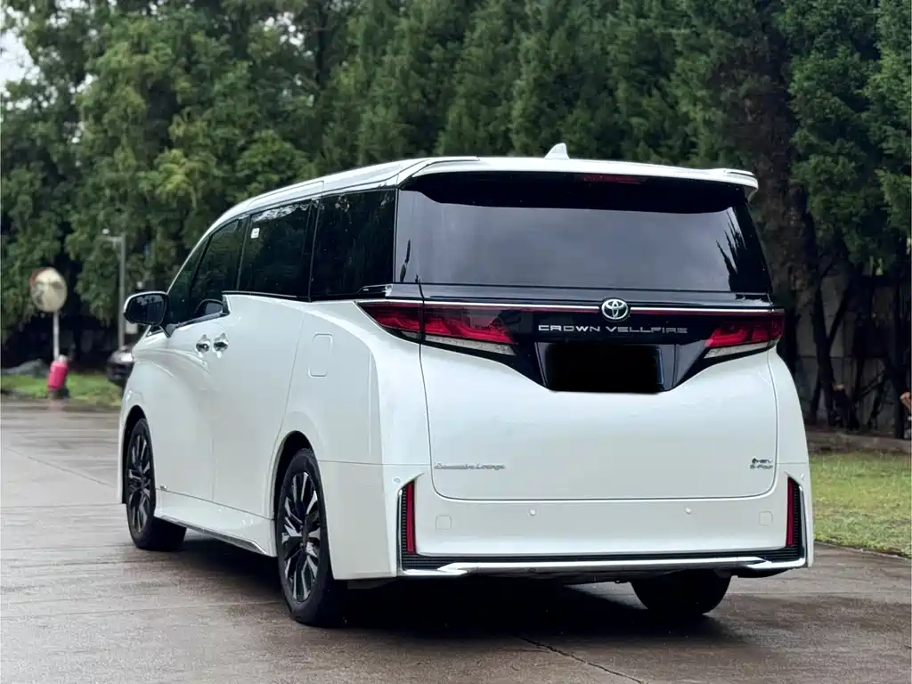 Toyota Vellfire 2025 2.5L