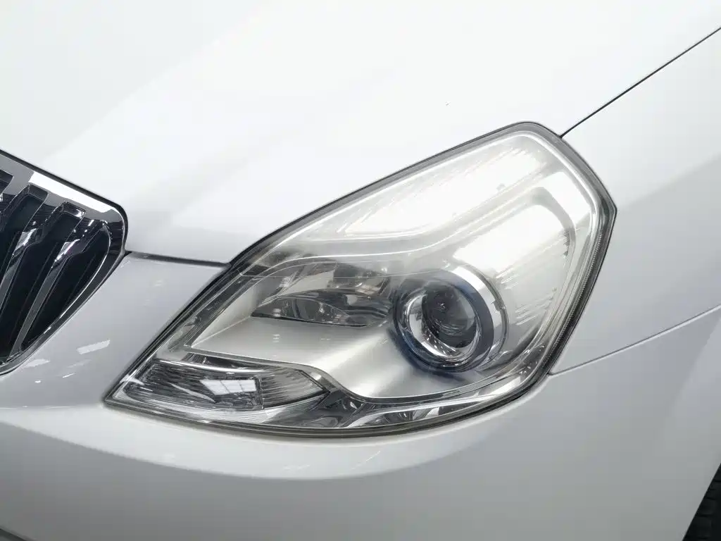 Buick Excelle — миниатюра 7