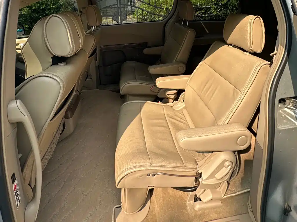 Nissan Quest — миниатюра 9