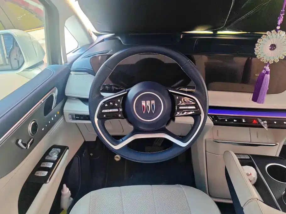 Buick GL8 Hybrid — миниатюра 15