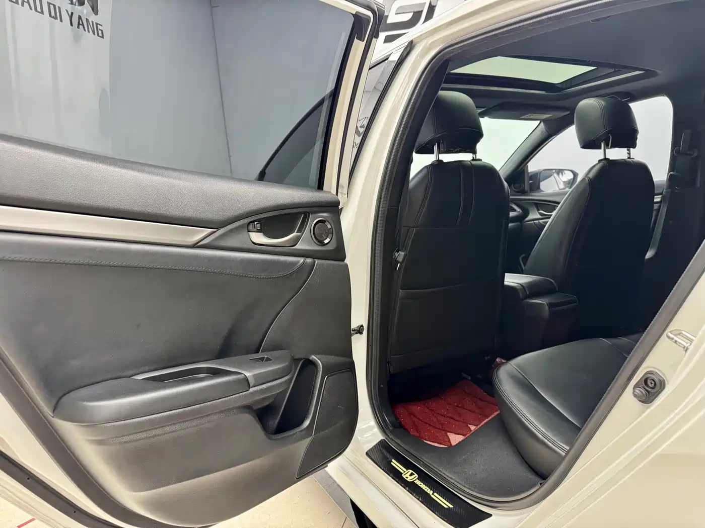 Honda Civic id 4654537 из Китая 8