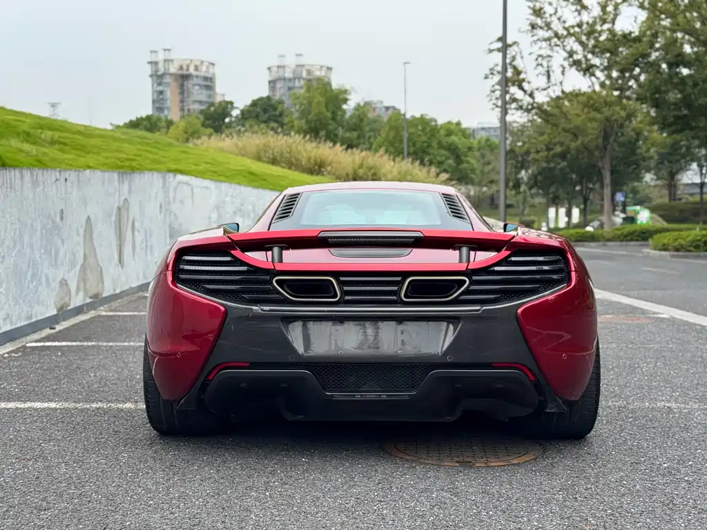 McLaren 12C — миниатюра 6