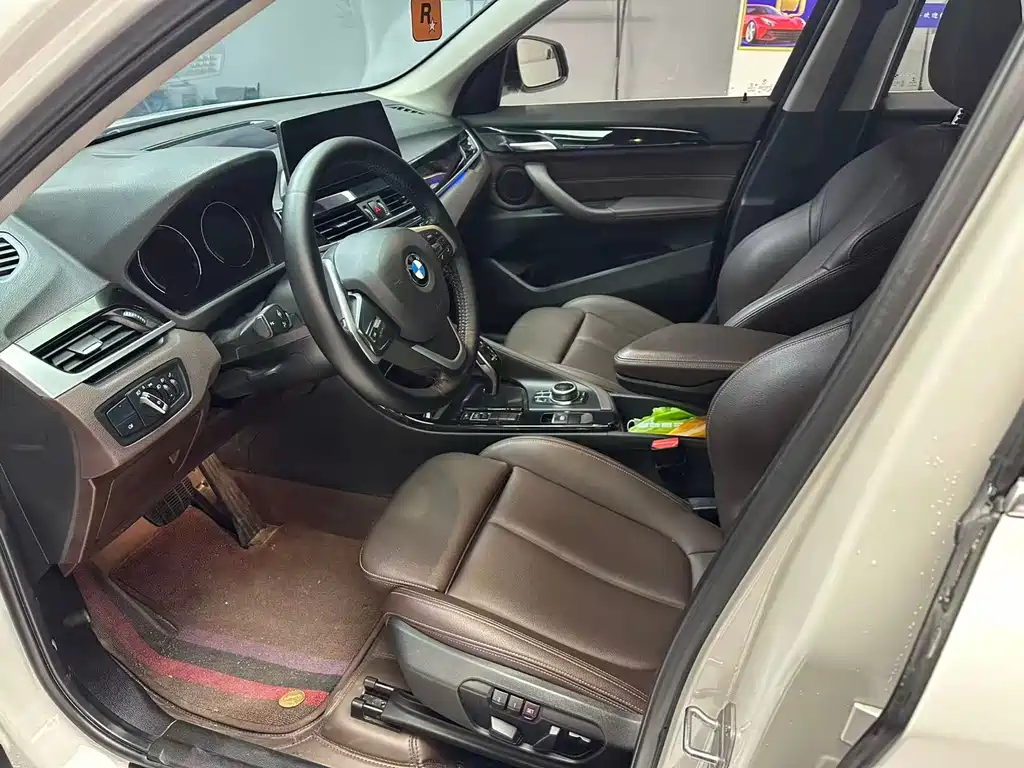 BMW X1 2020 sDrive25Li Lead