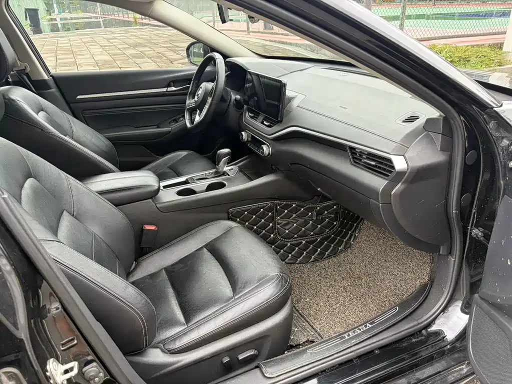 Nissan Teana — миниатюра 12