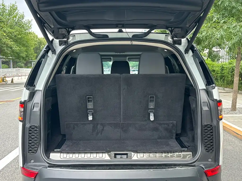 Land Rover Discovery — миниатюра 17