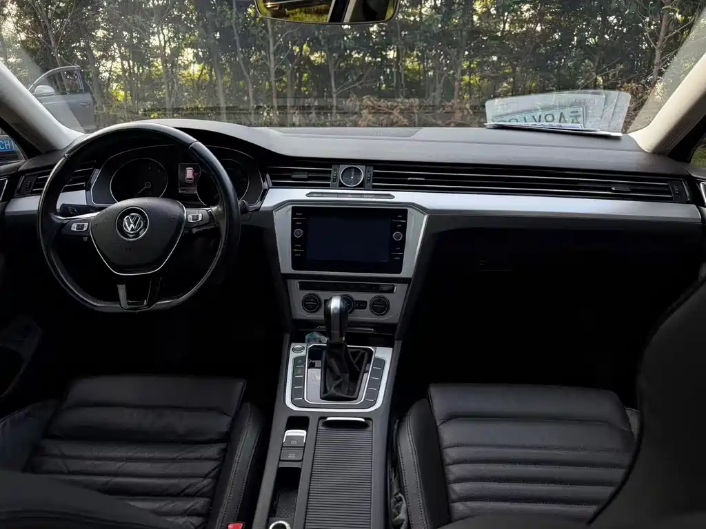Volkswagen Passat Variant 2018 380TSI