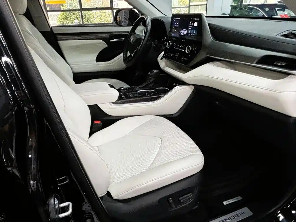 Toyota Highlander — фотографии объявления, Фото 11