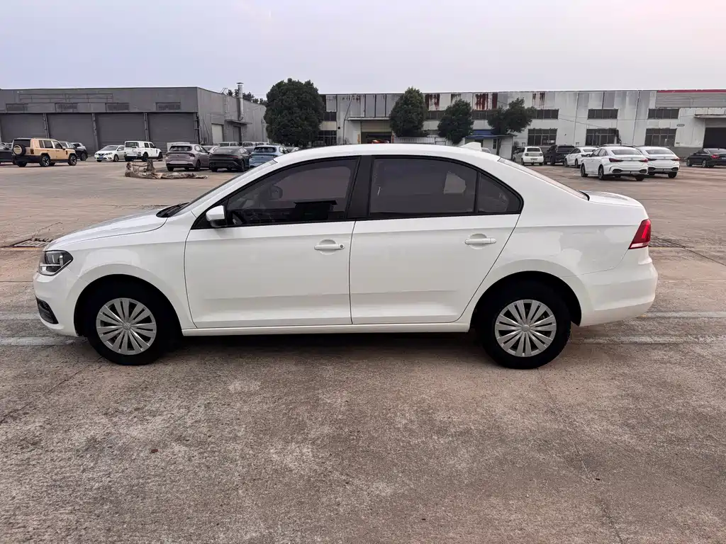 Volkswagen Santana — миниатюра 19