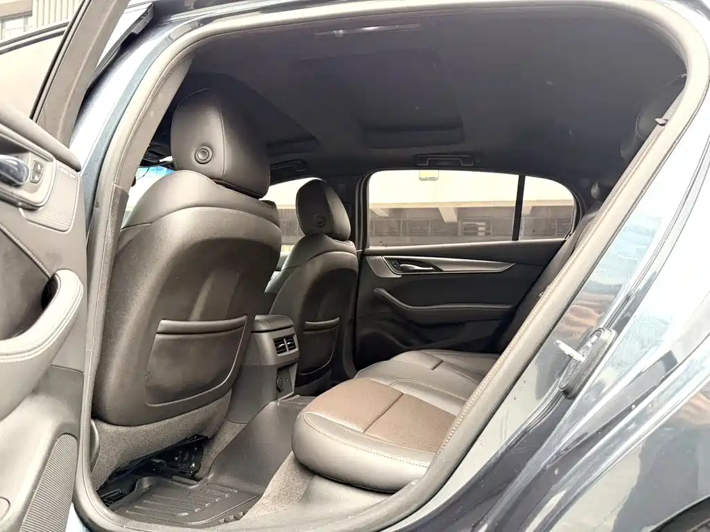 Cadillac CT5 2021 28T Lead Sport