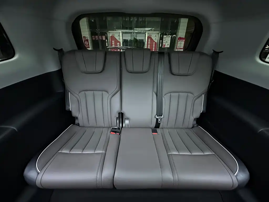 Ford Equator — миниатюра 27