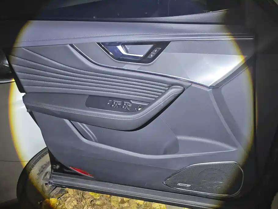 Hongqi Hongqi HS5 — миниатюра 7