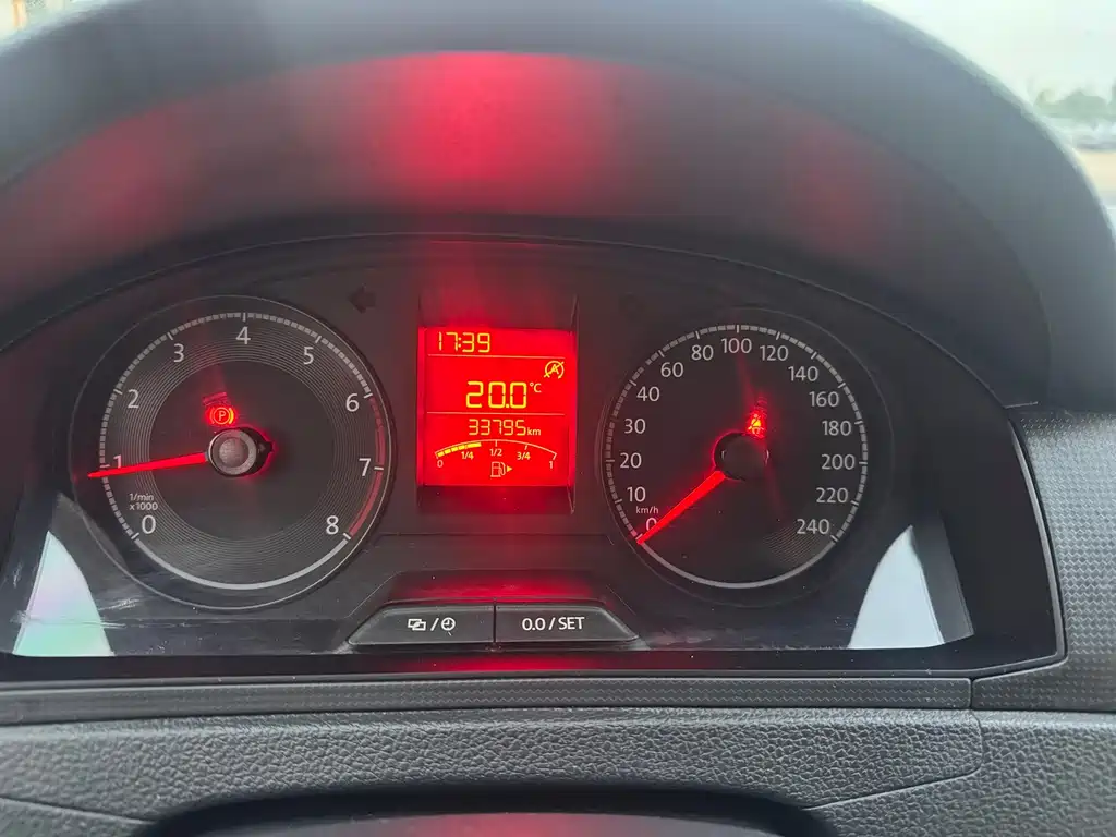 Volkswagen Santana — миниатюра 4