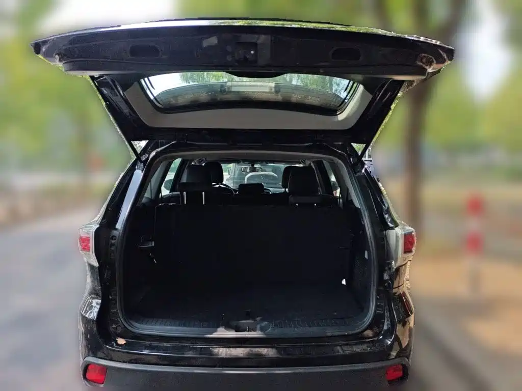 Toyota Highlander — миниатюра 20