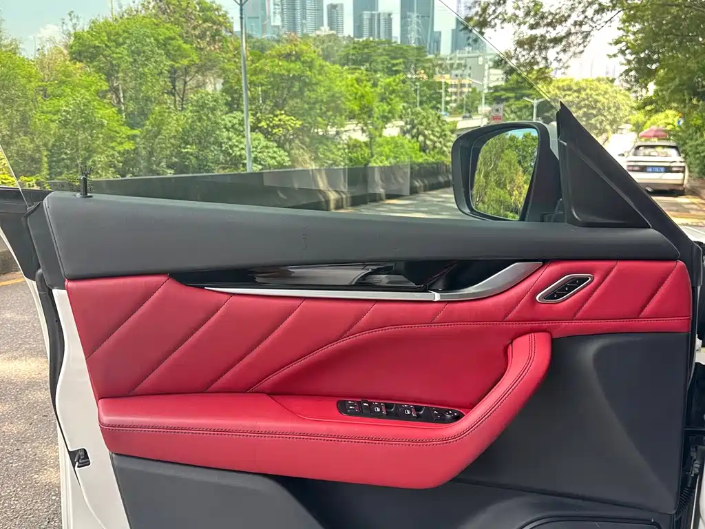 Maserati Levante — фотографии объявления, Фото 35
