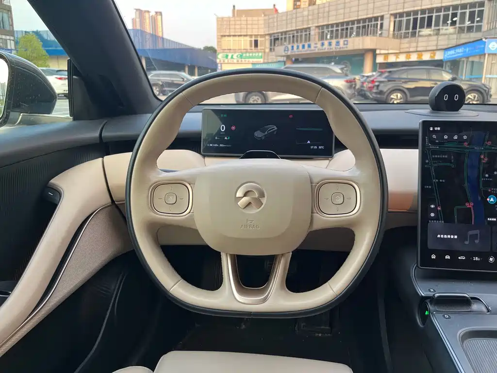 NIO ET5T — миниатюра 8