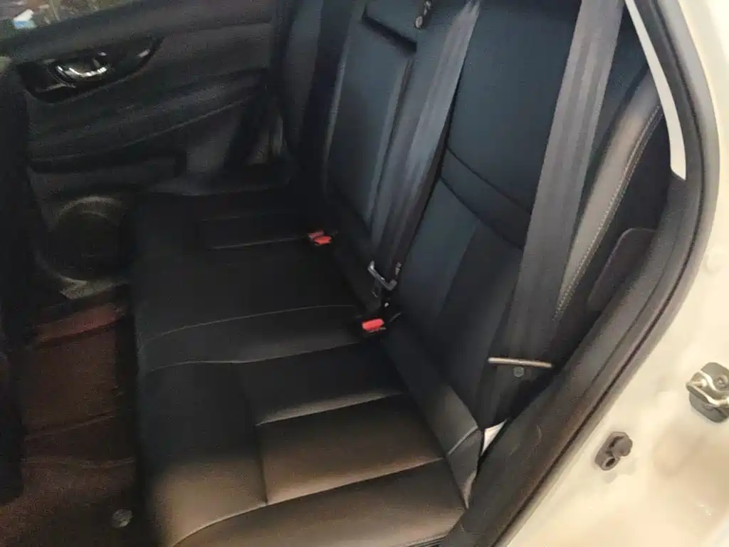 Nissan X-Trail — миниатюра 17