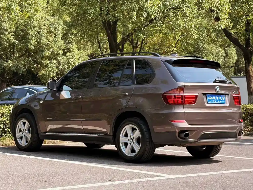 BMW X5 (Import) — миниатюра 7